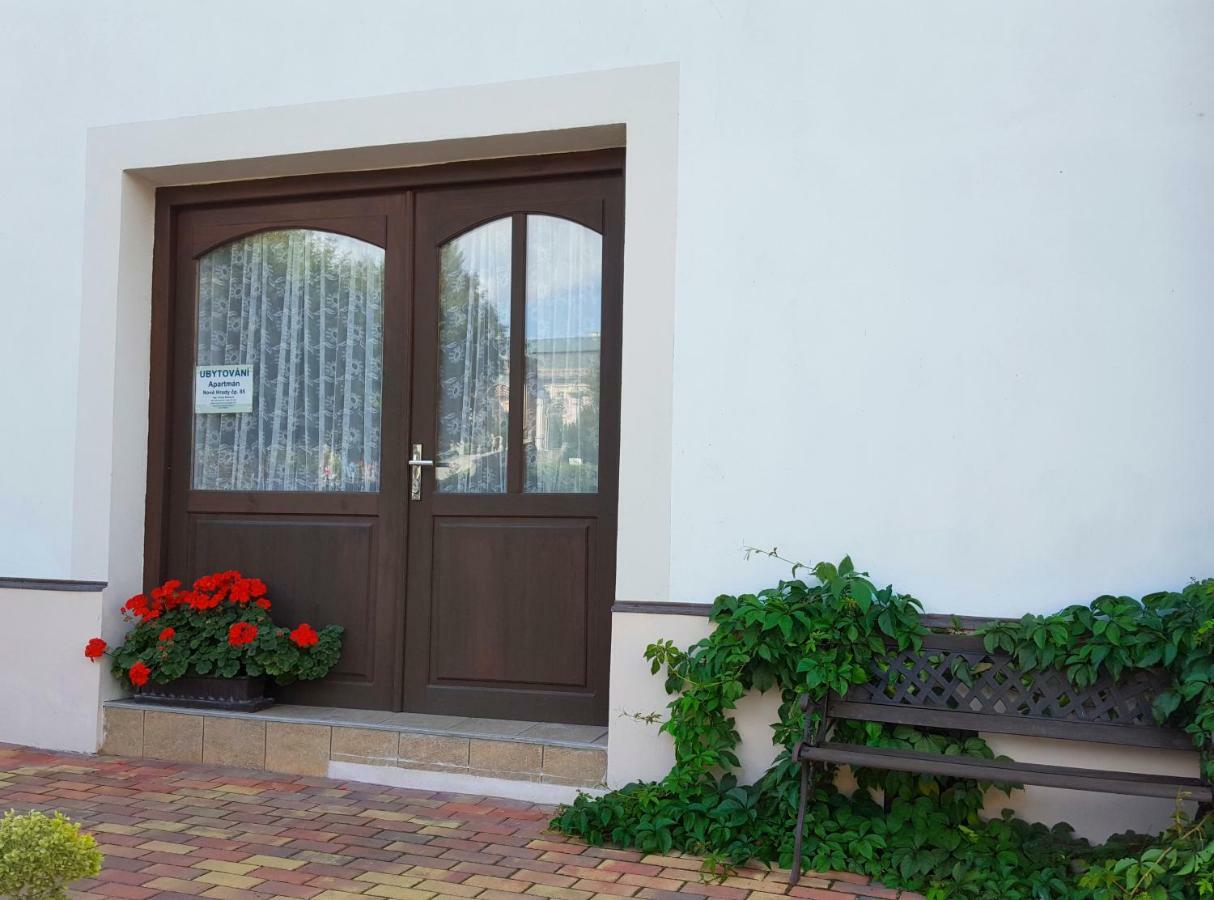 Apartman Nove Hrady Exterior photo